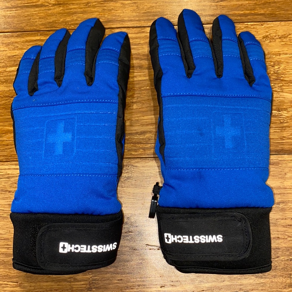 Swiss tech kid gloves